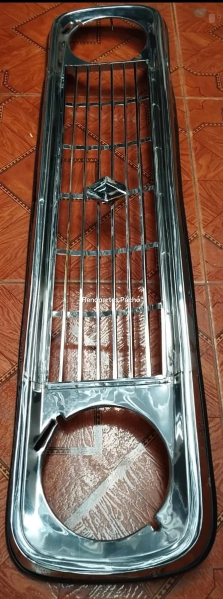 Persiana R4 cromada sencilla 