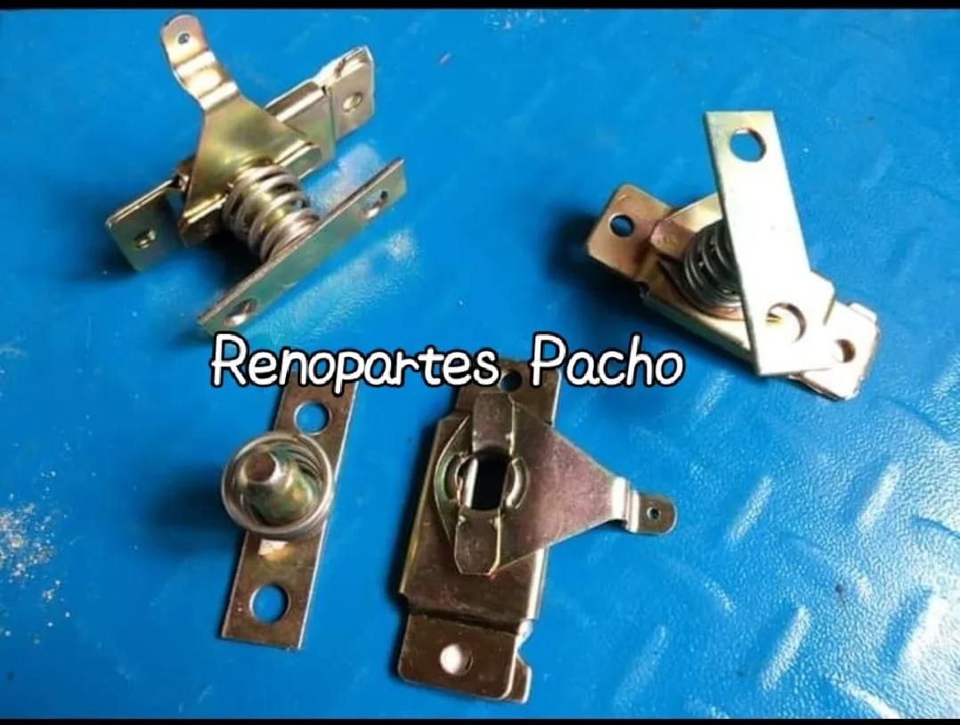 Chapa capó y trompo R18